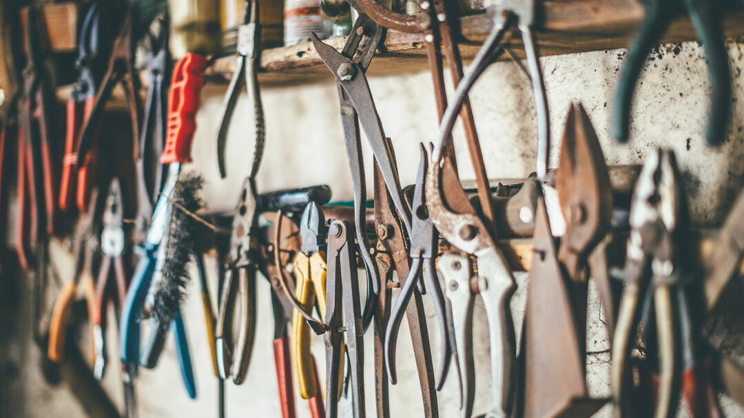 Knipex: Weltweit erfolgreich mit Zangen (Foto: Milan Stojanovic/iStock) image