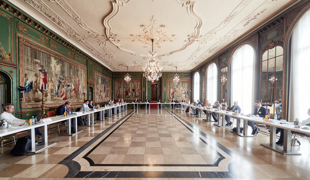 Jurysitzung in der Villa Hügel (Foto: Peter Gwiazda)