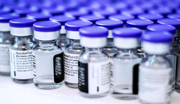 Covid-19-Impfstoffdosen von BioNTech (Foto: Ansgar Pudenz/Deutscher Zukunftspreis)