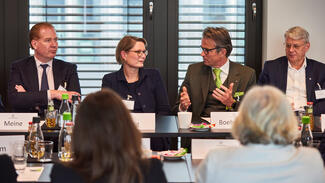 Impressionen von der Diskussionsveranstaltung (Foto: Piotr Banczerowski/Stifterverband)