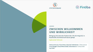 Cover des Foliensatzes zur Studie "Zwischen Willkommen und Wirklichkeit"