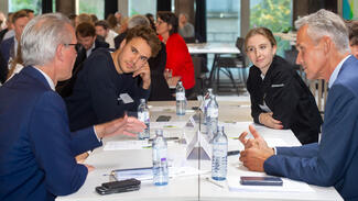 Zukunftsforum Bildung & Kompetenzen in Berlin am 15. Oktober 2024 (Foto: Bettina Ausserhofer) Zukunftsforum Bildung & Kompetenzen in Berlin am 15. Oktober 2024 (Foto: Bettina Ausserhofer)