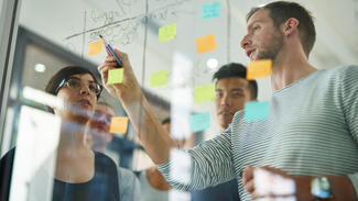 Service für Mitglieder (Foto: iStock/PeopleImages)