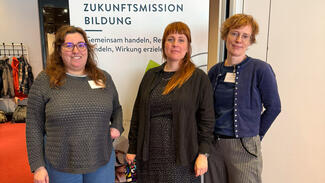 Das Team des Projekts "Professionelles Lernen über institutionelle Grenzen hinweg – Social Media als Kohärenzraum der Lehrkräftebildung (SoKoL)"