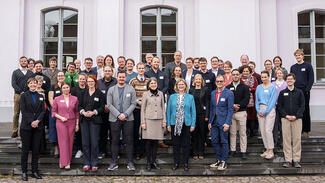 Die Teilnehmerinnen und Teilnehmer der Auftaktveranstaltung des Projekts "Con-Future" (Foto: Martha Bahls/Universität Greifswald)