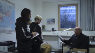 Eine Uni - ein Buch (Still aus dem Video)