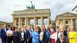 Eine Uni – ein Buch: Übergabe der Urkunden am 27. Juli 2022 in Berlin (Foto: Peter Himsel)