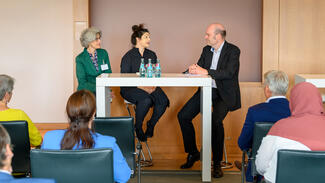 Eine Uni – ein Buch: Übergabe der Urkunden am 27. Juli 2022 in Berlin (Foto: Peter Himsel)