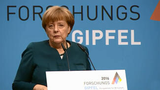 Angela Merkel auf dem Forschungsgipfel 2016