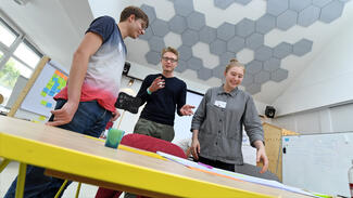 Studierende beim Hackathon (Foto: David Ausserhofer) Studierende beim Hackathon (Foto: David Ausserhofer)