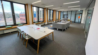 Selbstlernzentrum in der Bibliothek (Foto: Evangelische Hochschule Rheinland-Westfalen-Lippe)