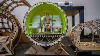 Hyperloop-Modell (Foto: Enzo Mazzeo) image