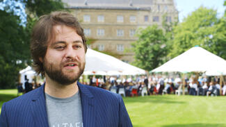 Ben Glass: The Idea of Flying Wind Turbines (Video)