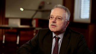 Rolf Granow: Digitale Bildung - zukünftig ohne Lesen und Rechnen?